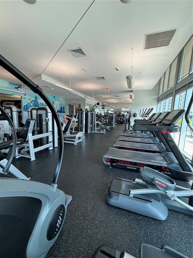 79 SW 12th St , Unit 2703-S, Miami, FL 33130 Photo