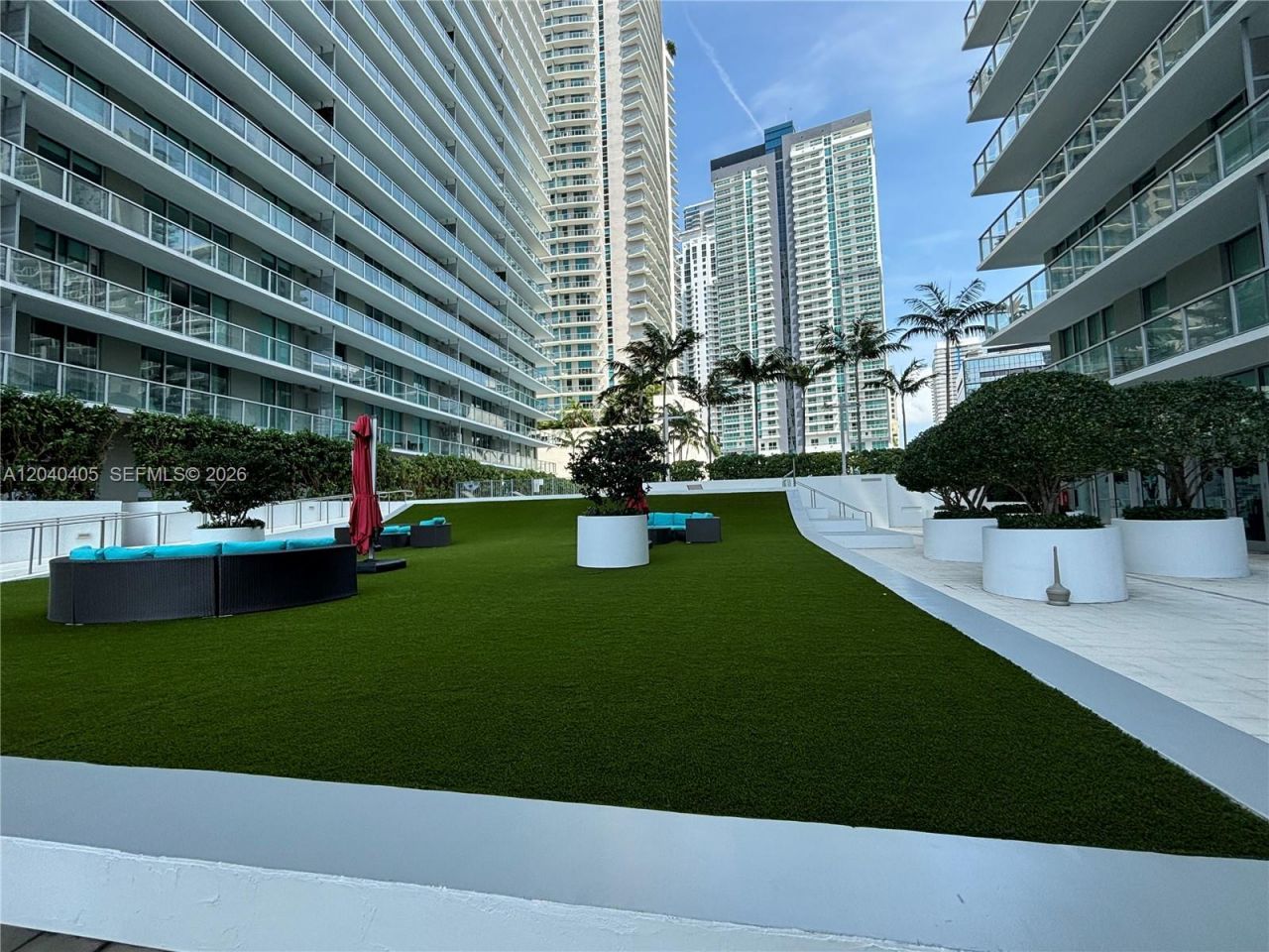 79 SW 12th St , Unit 2703-S, Miami, FL 33130 Photo