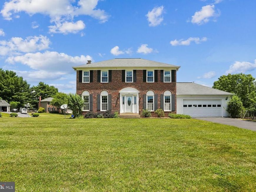 201 Westridge Drive, Mount Airy, MD 21771 Main Photo