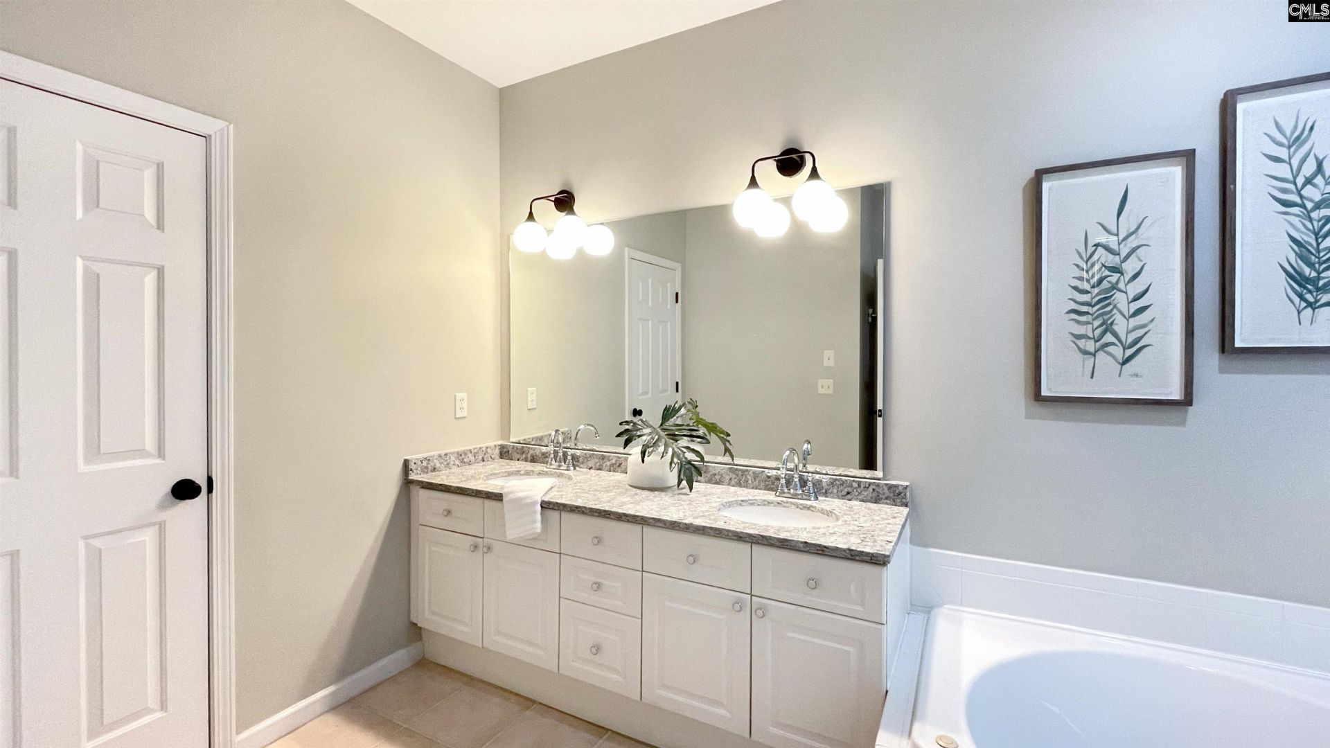 6619 Windwan Drive Photo 22