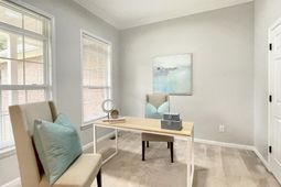 6619 Windwan Drive photo 4
