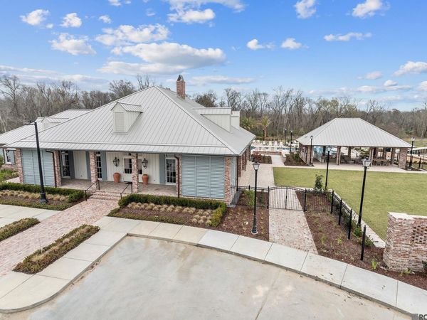 2645 Blue Wing Ln, Baton Rouge, LA 70810