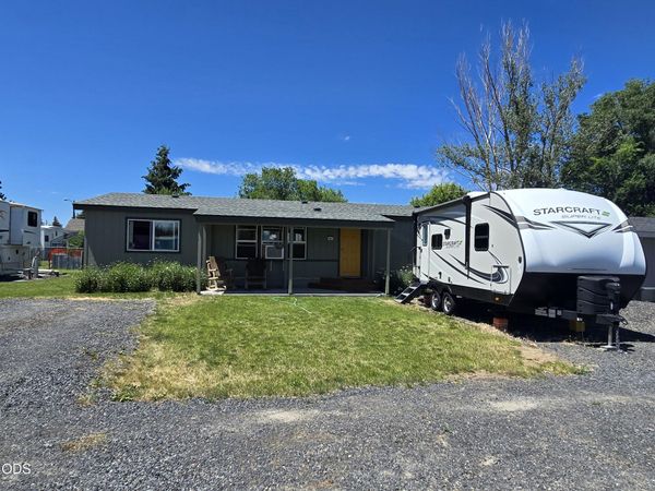 346 SW Dover Lane, UNIT 23, Metolius, OR 97741