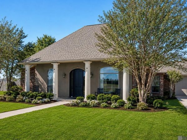 38108 Floyd Webb Rd, Prairieville, LA 70769