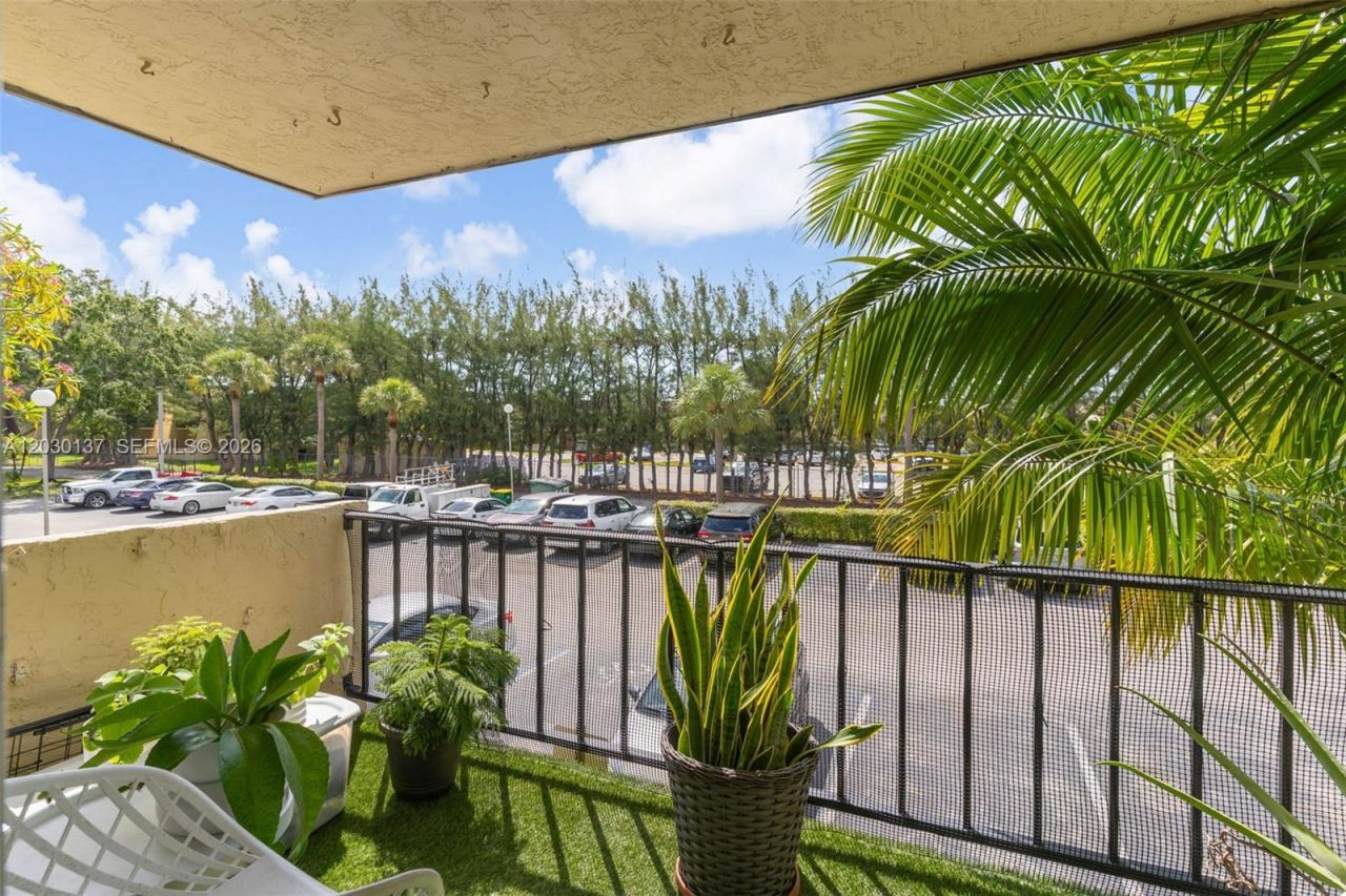 13726 SW 90th Ave, Unit 28, Miami, FL 33176 Photo