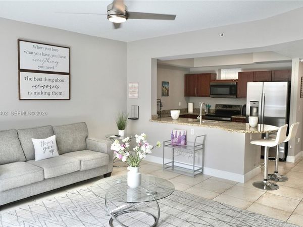 7275 SW 90th St , Unit C409, Miami, FL 33156