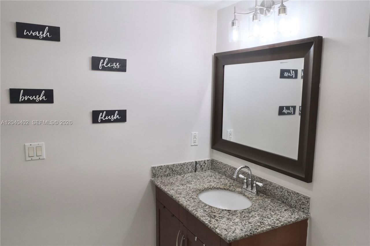 7275 SW 90th St , Unit C409, Miami, FL 33156 Photo