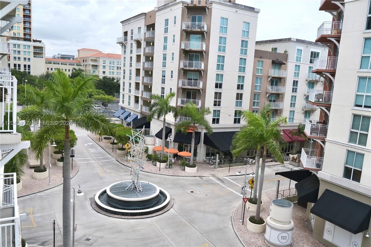 7275 SW 90th St , Unit C409, Miami, FL 33156 Photo
