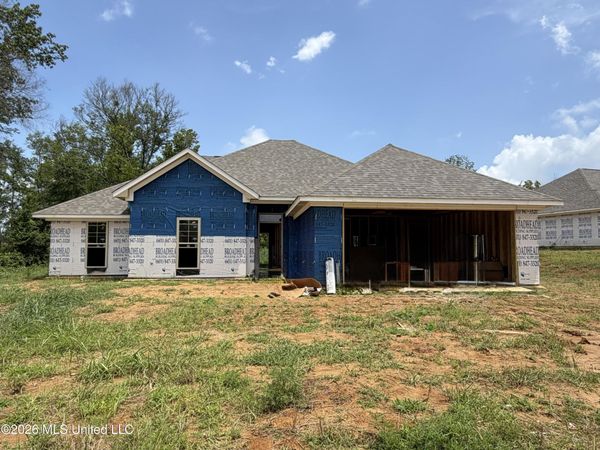 576 Patrick Farms Drive, Pearl, MS 39208