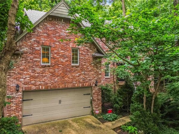 2265 Revere Place, Fayetteville, AR 72701