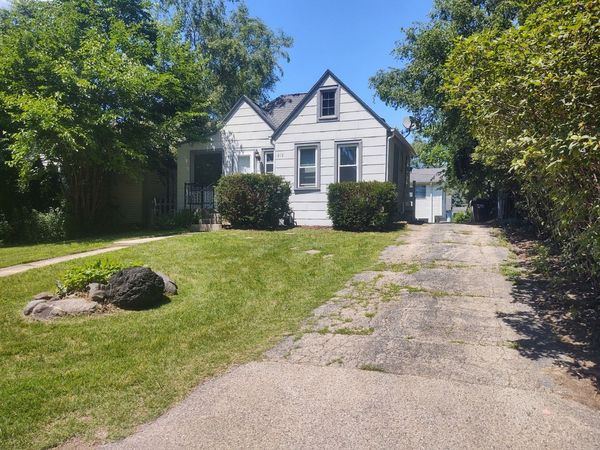 218 Southern Terrace , Island Lake, IL 60042