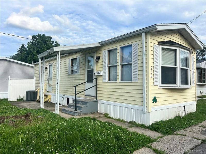 256 Blackberry, Dayton, OH 45431 Photo 1