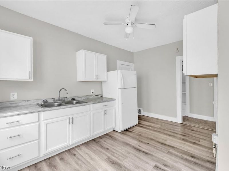 3645 E 146th Street, Cleveland, OH 44120 Photo 10