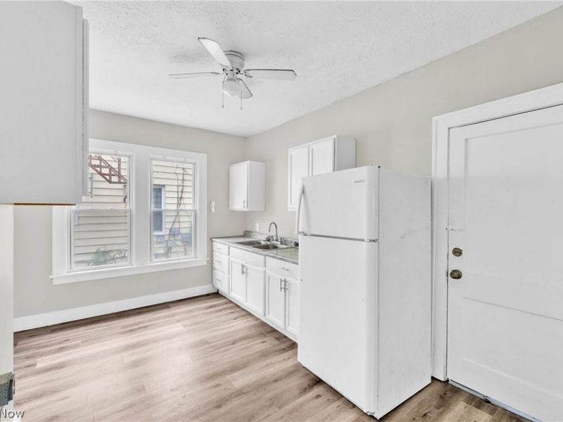 3645 E 146th Street, Cleveland, OH 44120 Photo 11