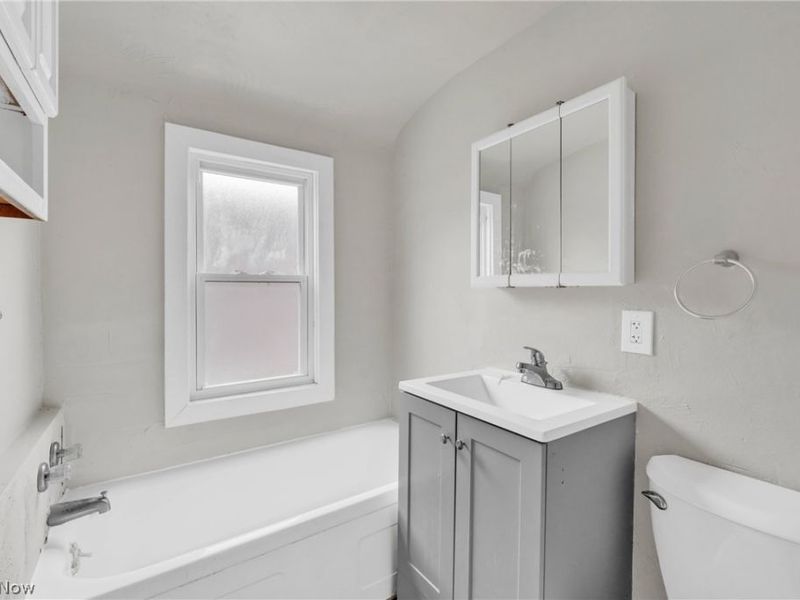 3645 E 146th Street, Cleveland, OH 44120 Photo 23