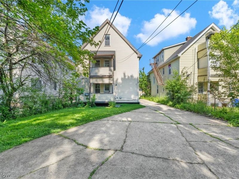 3645 E 146th Street, Cleveland, OH 44120 Photo 33