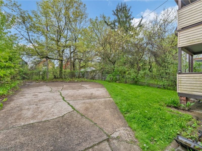 3645 E 146th Street, Cleveland, OH 44120 Photo 34