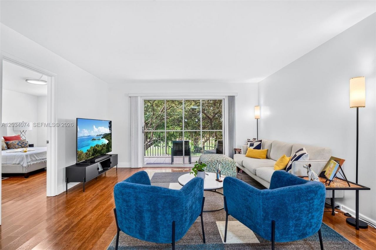 700 SW 128th Ave, Unit 306C, Pembroke Pines, FL 33027 Photo