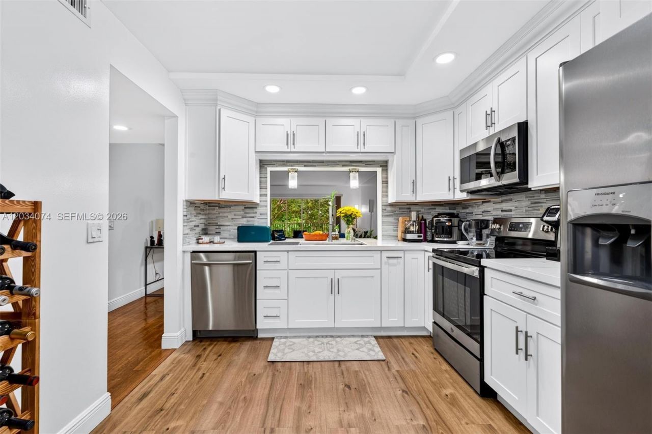 700 SW 128th Ave, Unit 306C, Pembroke Pines, FL 33027 Photo