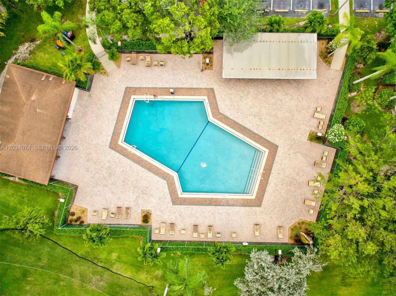 700 SW 128th Ave, Unit 306C, Pembroke Pines, FL 33027 Photo