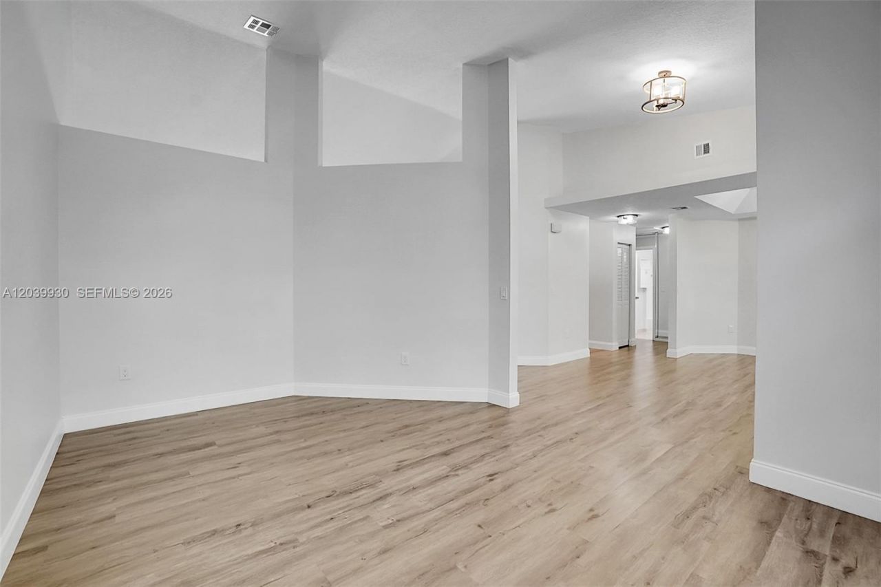1574 NW 103rd Ter , Coral Springs, FL 33071 Photo