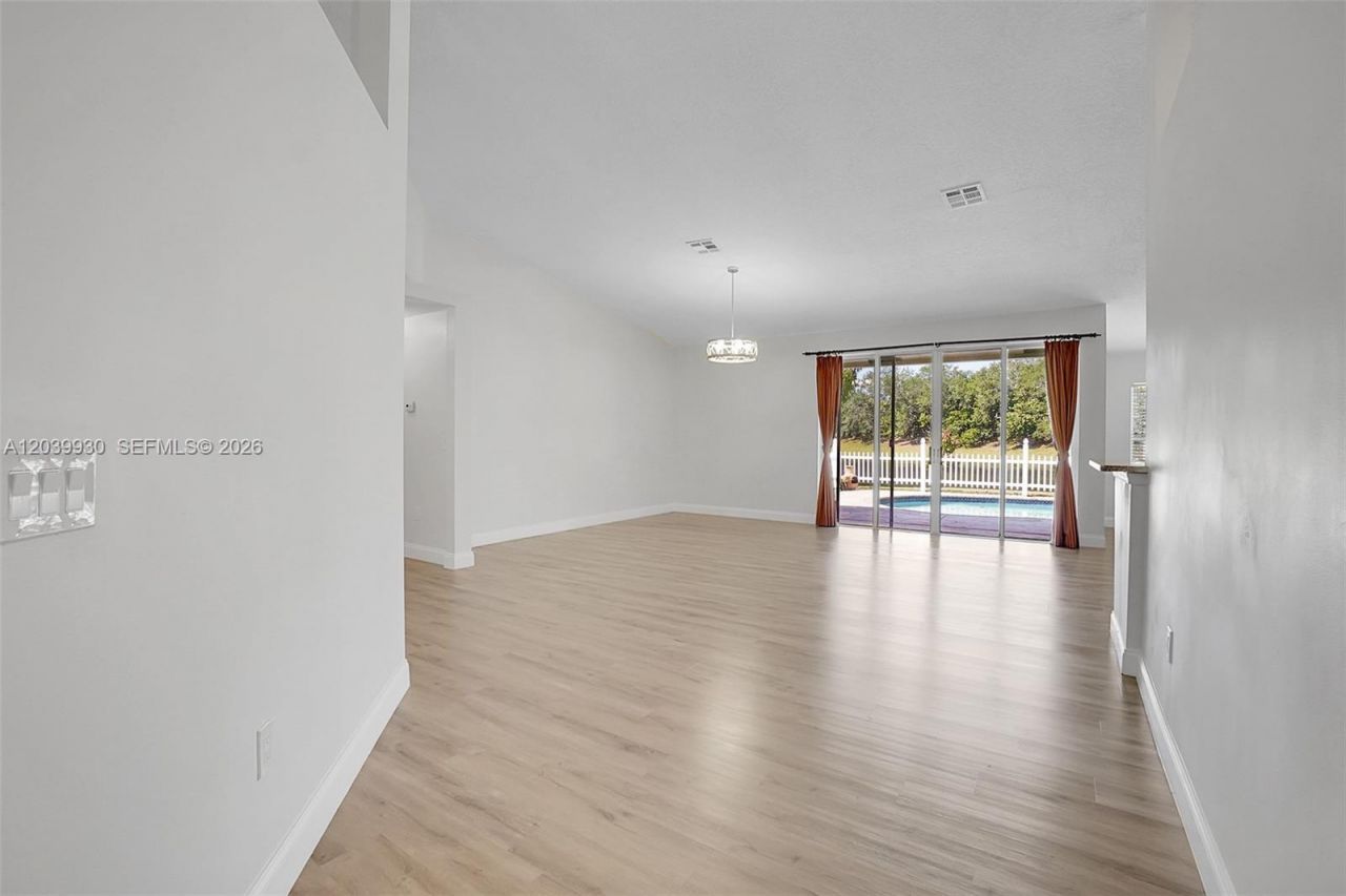 1574 NW 103rd Ter , Coral Springs, FL 33071 Photo