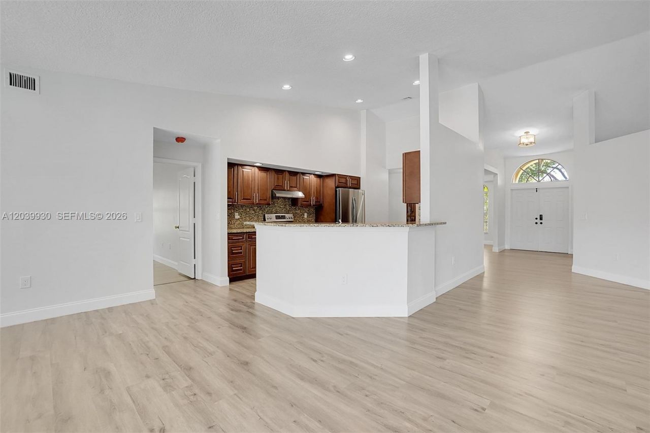 1574 NW 103rd Ter , Coral Springs, FL 33071 Photo