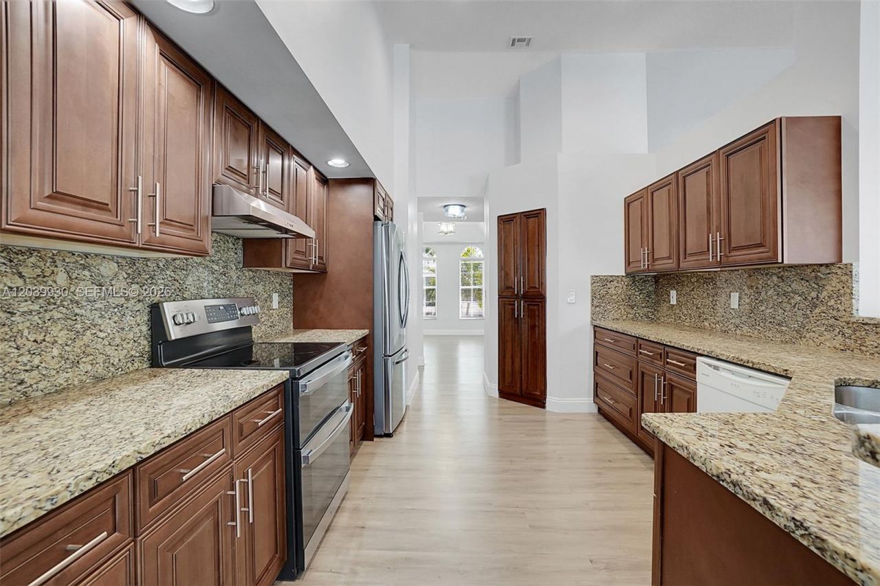 1574 NW 103rd Ter , Coral Springs, FL 33071 Photo