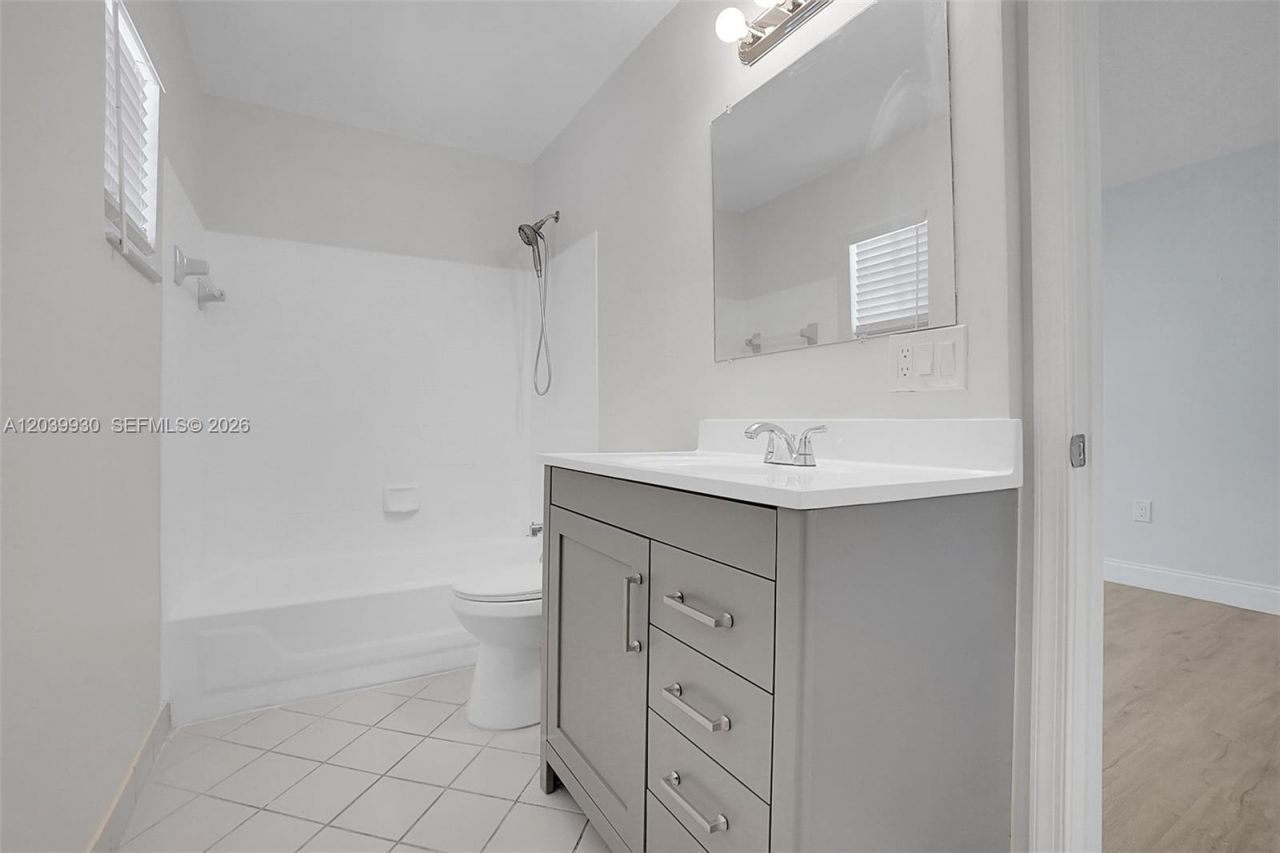 1574 NW 103rd Ter , Coral Springs, FL 33071 Photo
