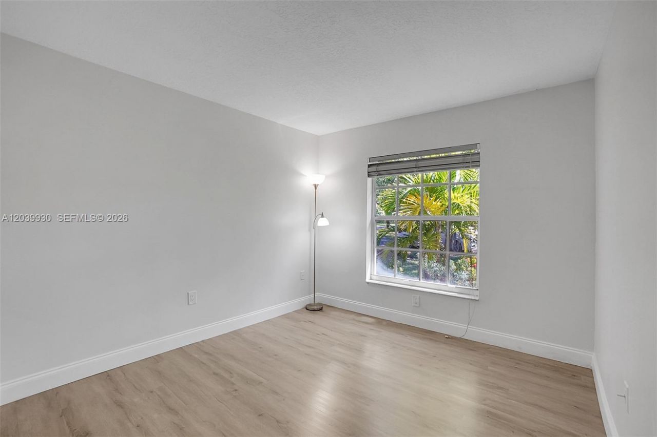 1574 NW 103rd Ter , Coral Springs, FL 33071 Photo