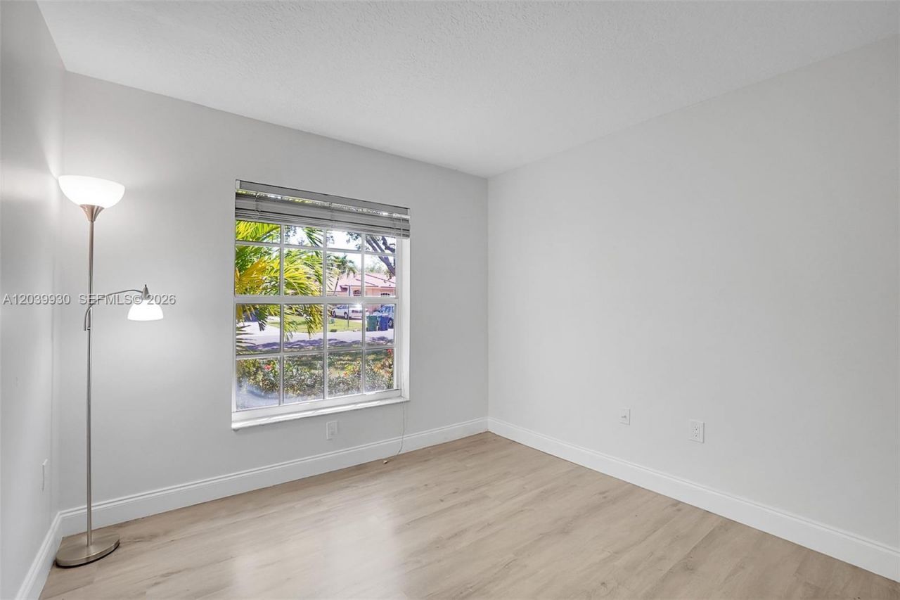 1574 NW 103rd Ter , Coral Springs, FL 33071 Photo