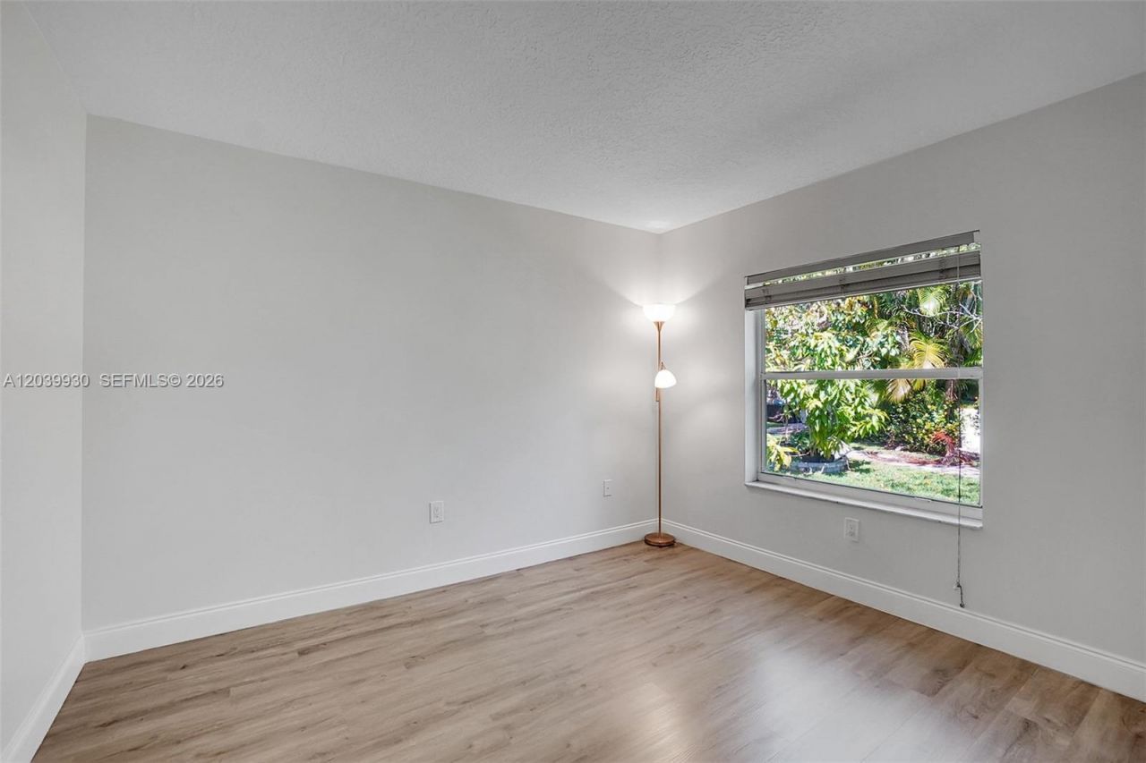 1574 NW 103rd Ter , Coral Springs, FL 33071 Photo