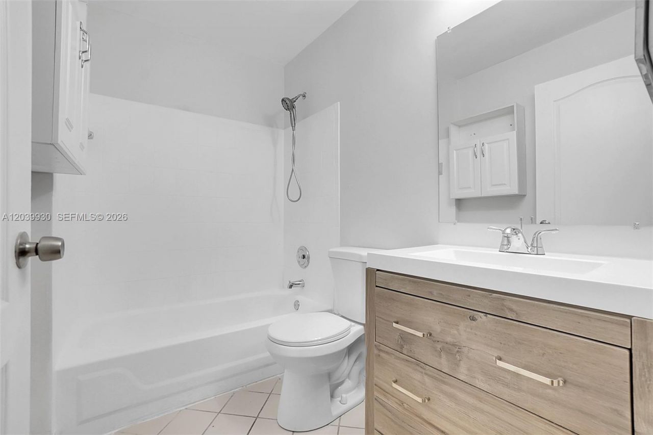 1574 NW 103rd Ter , Coral Springs, FL 33071 Photo