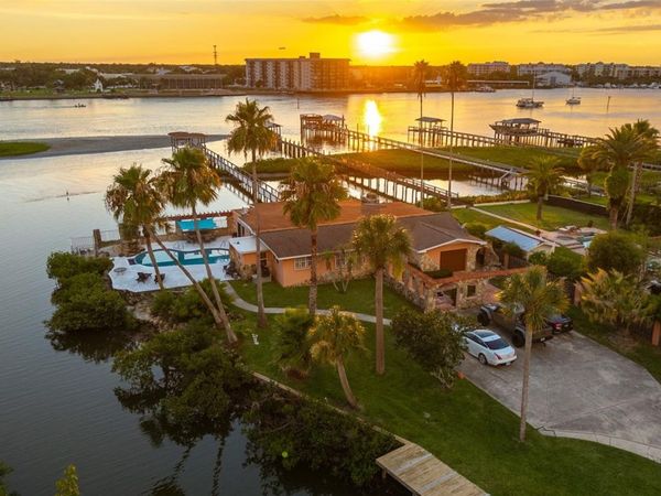 2 RICHMOND DRIVE, NEW SMYRNA BEACH, FL 32169