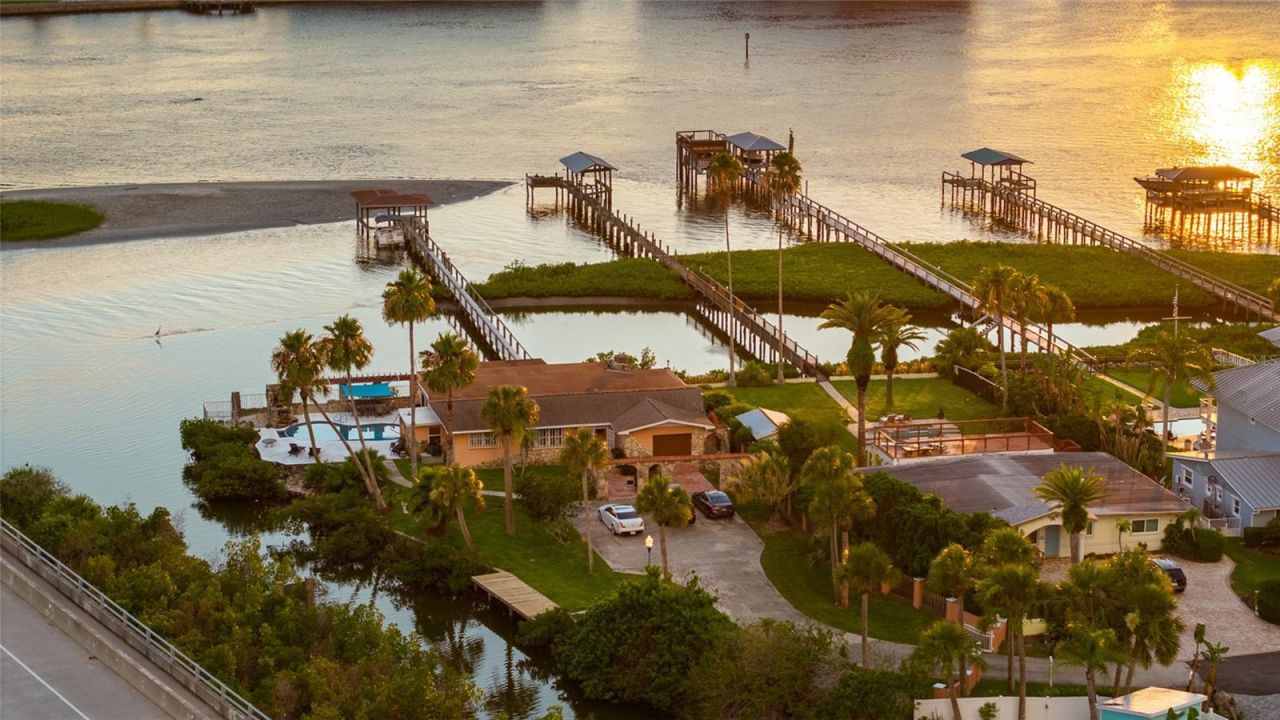 2 Richmond Drive, New Smyrna Beach, FL 32169 Photo