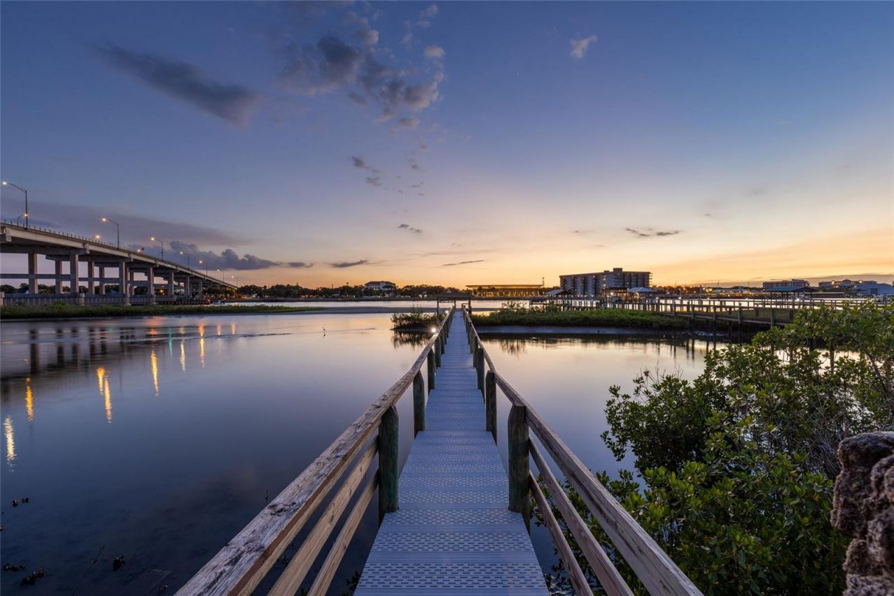 2 Richmond Drive, New Smyrna Beach, FL 32169 Photo