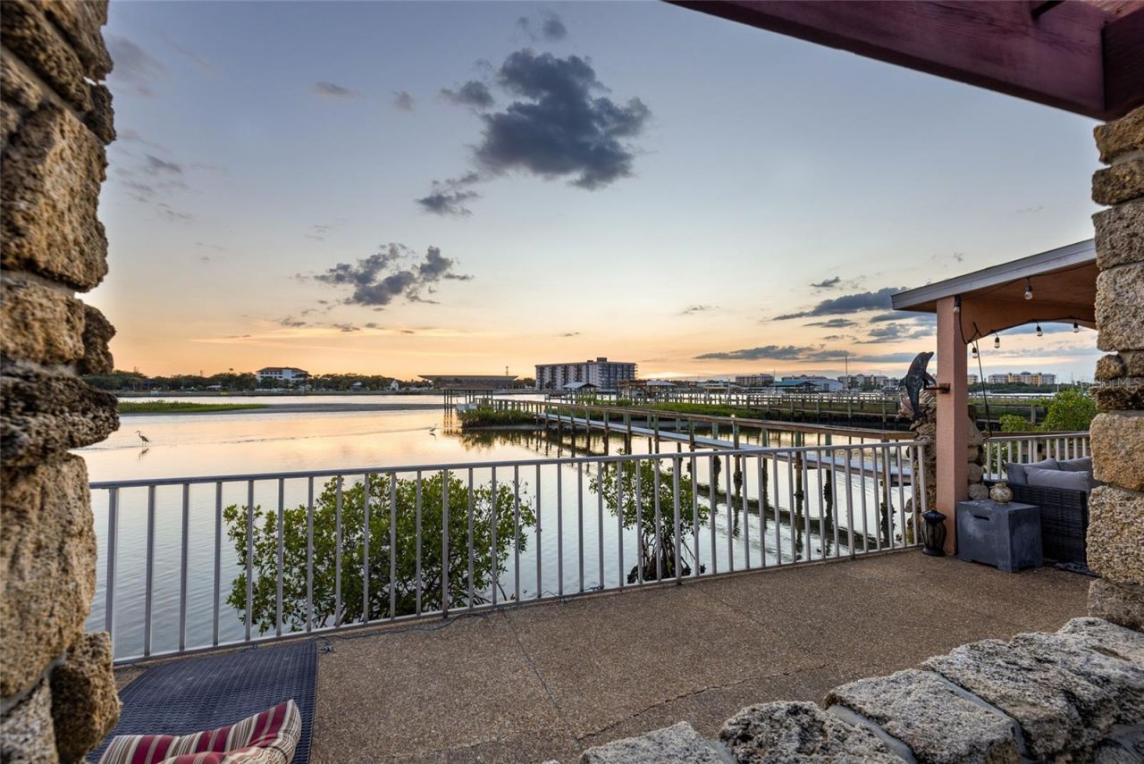 2 Richmond Drive, New Smyrna Beach, FL 32169 Photo