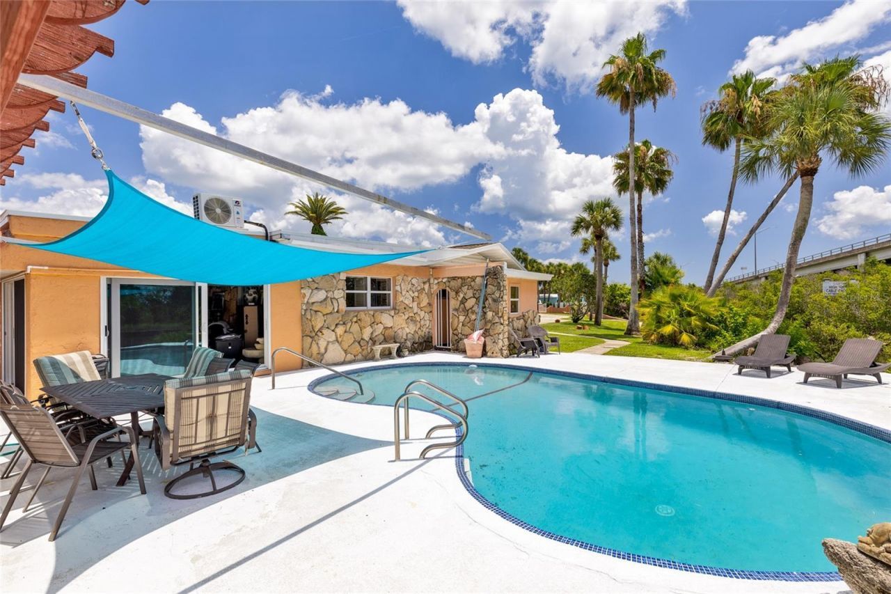 2 Richmond Drive, New Smyrna Beach, FL 32169 Photo