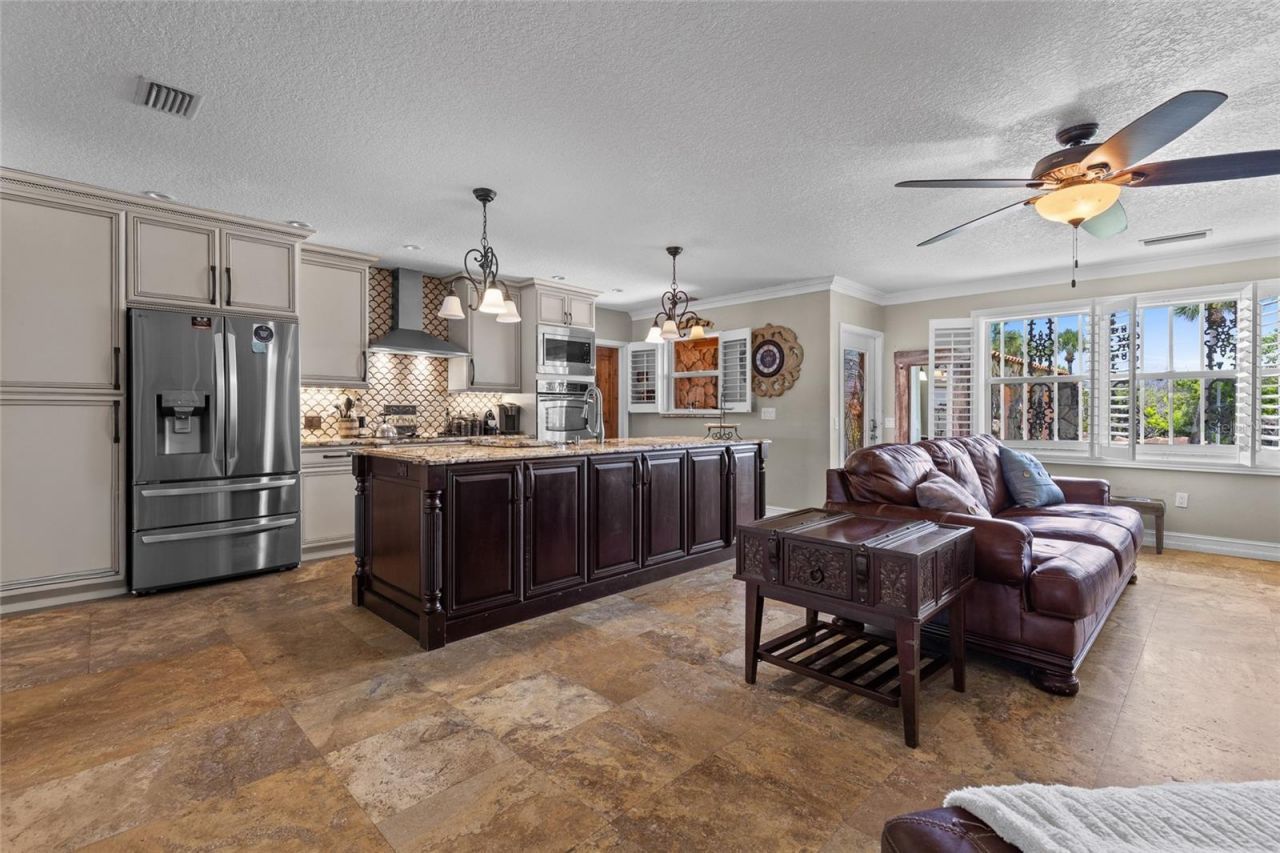 2 Richmond Drive, New Smyrna Beach, FL 32169 Photo