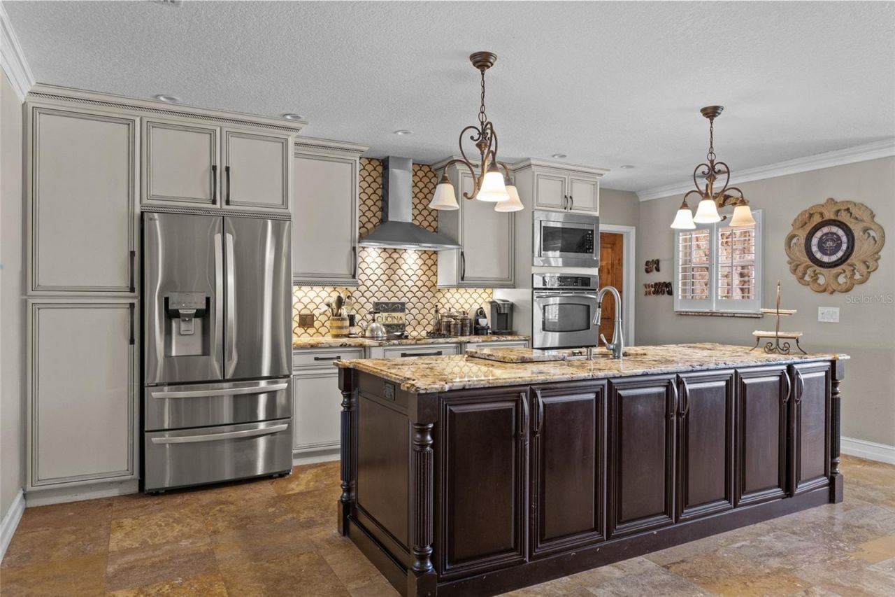 2 Richmond Drive, New Smyrna Beach, FL 32169 Photo