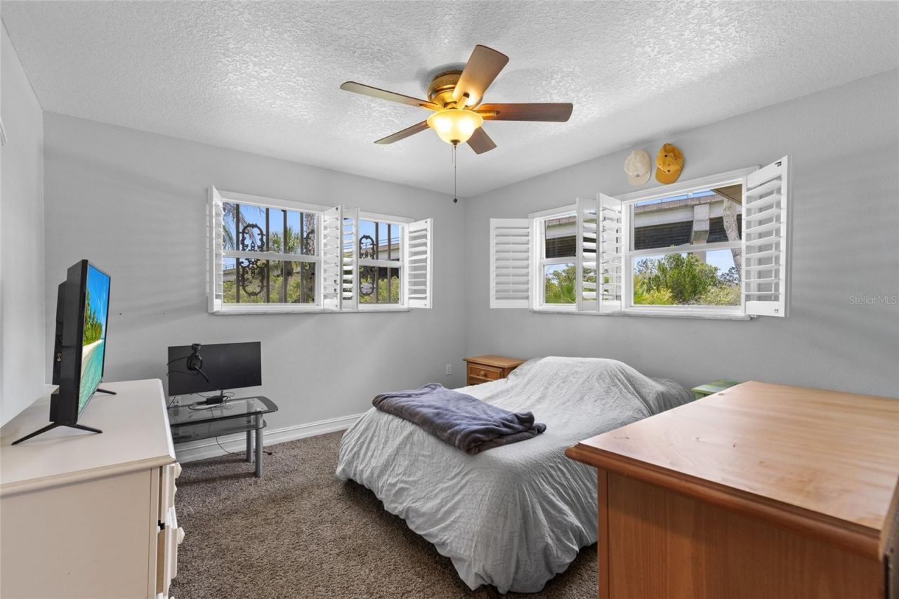 2 Richmond Drive, New Smyrna Beach, FL 32169 Photo