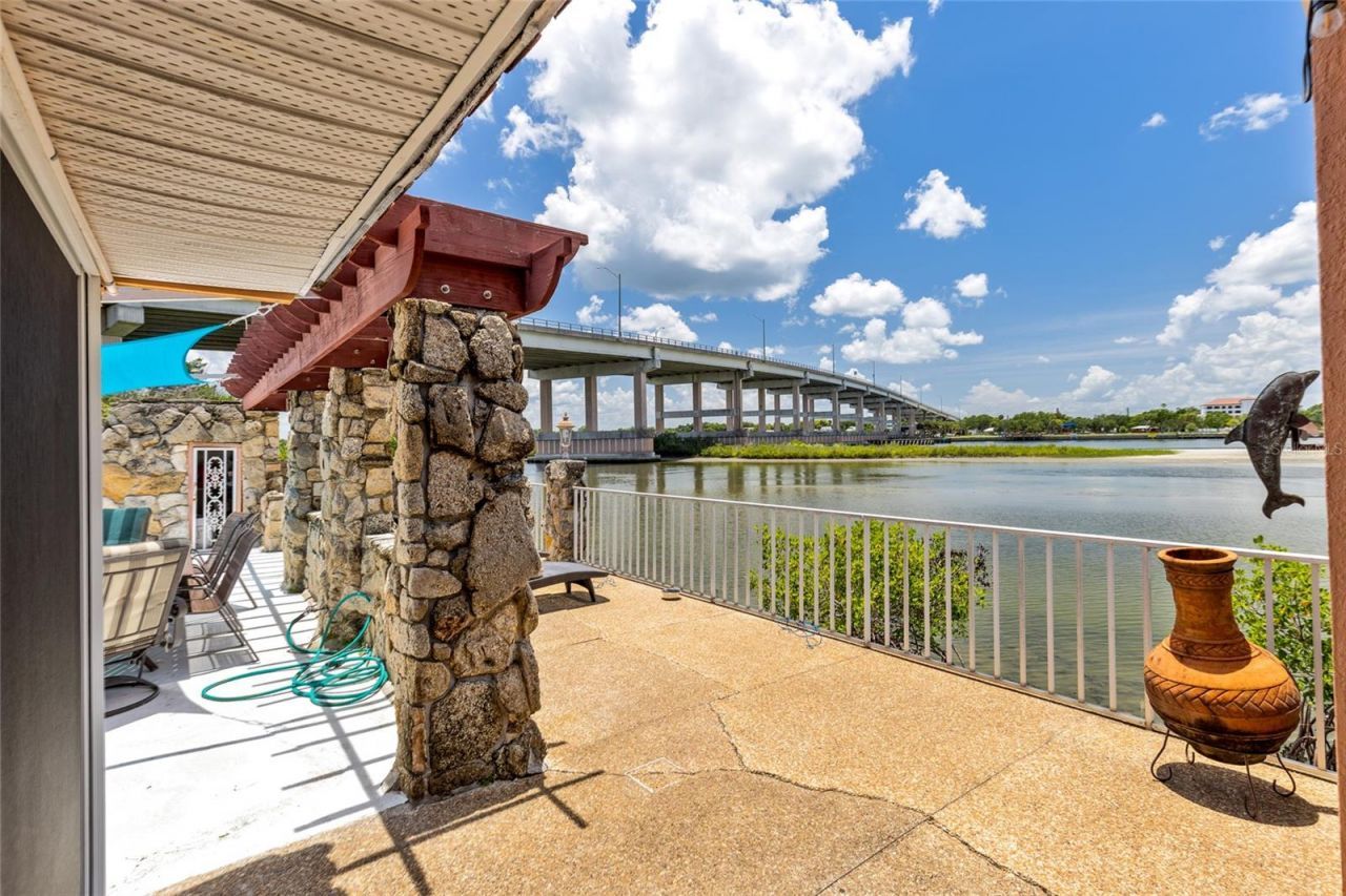 2 Richmond Drive, New Smyrna Beach, FL 32169 Photo
