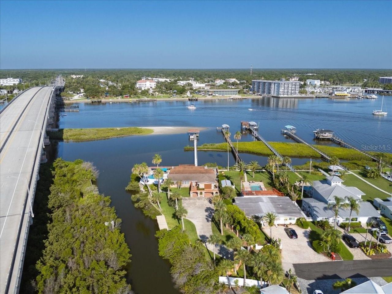 2 Richmond Drive, New Smyrna Beach, FL 32169 Photo