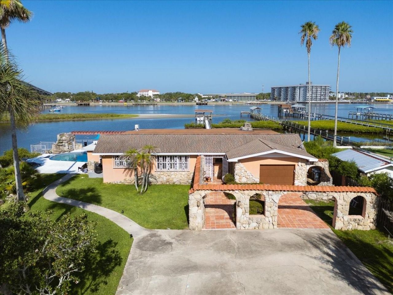 2 Richmond Drive, New Smyrna Beach, FL 32169 Photo