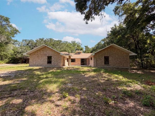 3739 LAKE GRIFFIN ROAD , LADY LAKE, FL 32159