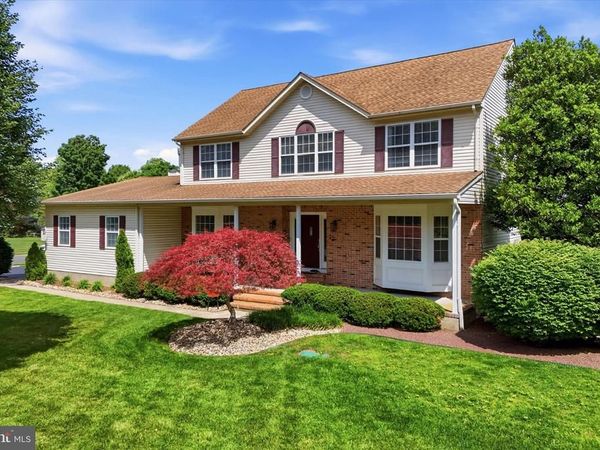 22 COTTAGE PLACE DRIVE, ROBBINSVILLE, NJ 08691