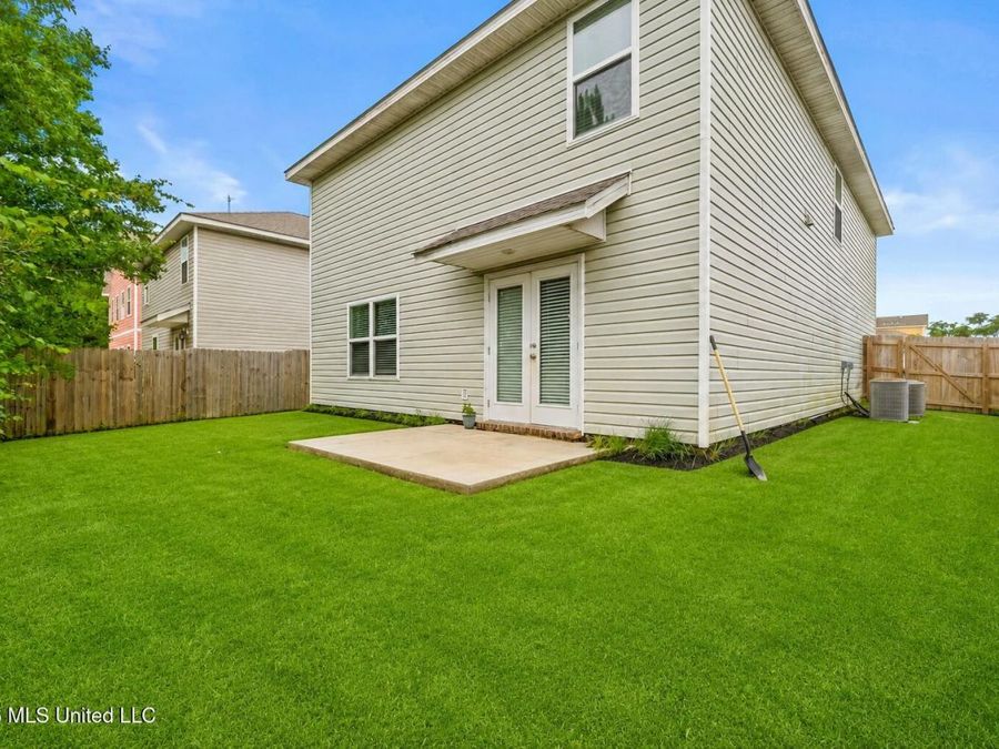 Property Image 32