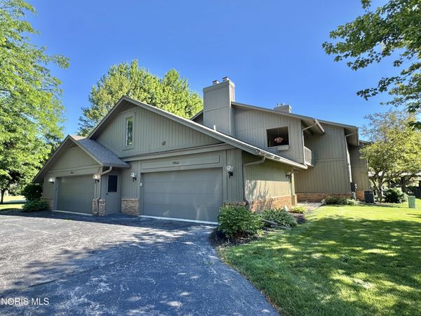 29660 E River Road, Perrysburg, OH 43551