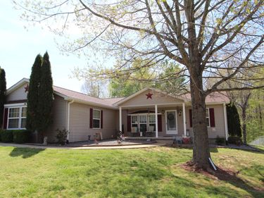 35 Saratoga Heights Road, Eddyville, KY 42038