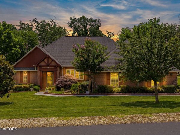 111 Nunnehi Tr, Vonore, TN 37885